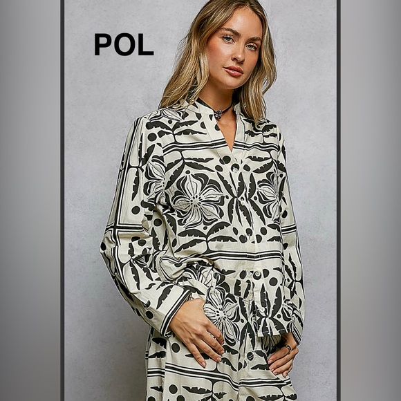 POL Tops - BPB225-2🤍🖤NEW! POL pretty Printed hsbc stamped Long Sleeve Top -so cute!
